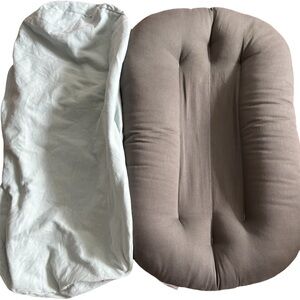 Snuggle Me Organic Infant Lounger with Cover